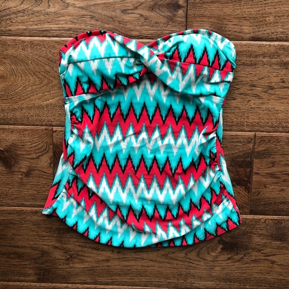 Merona Multicolored Chevron Swimsuit Top - Picture 4 of 8